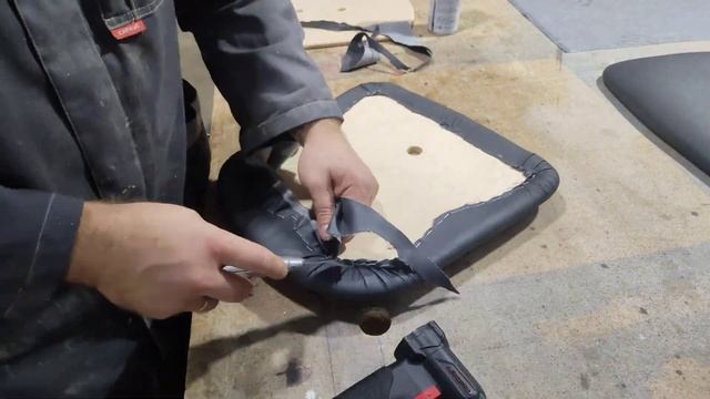 процесс изготовления мягких сидений для стульев своими руками. смотреть онлайн