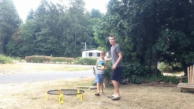 Spikeball Unboxing and Tutorial смотреть онлайн