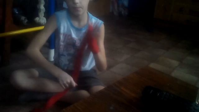 Как научится завязывать боксёрские бинты! смотреть онлайн