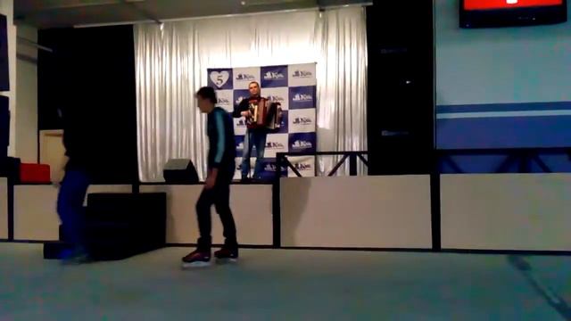 Игра на баяне ( Ukraine, Poltava ) смотреть онлайн