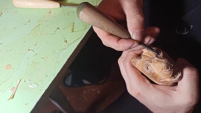 Резная рукоятка для топора часть 4 смотреть онлайн