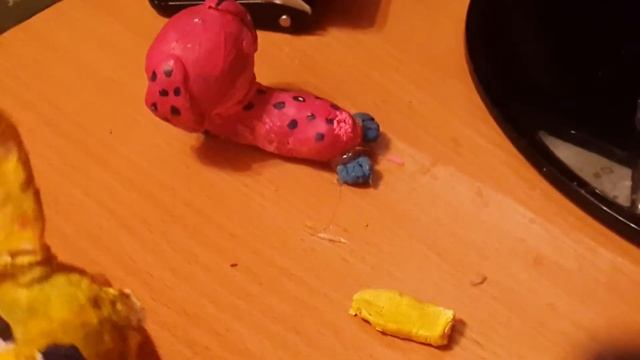 Как работать с клеем пистолетом? смотреть онлайн