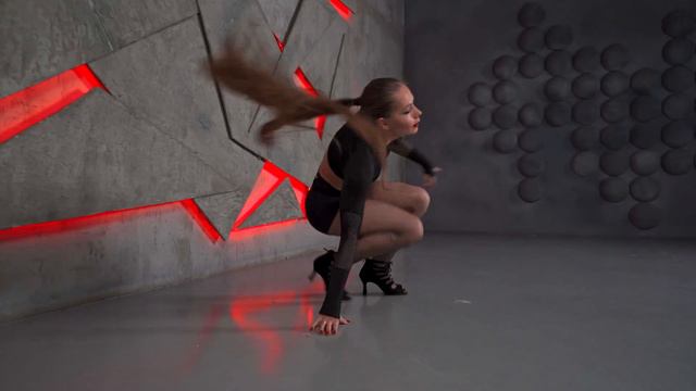 Lady Style Dance