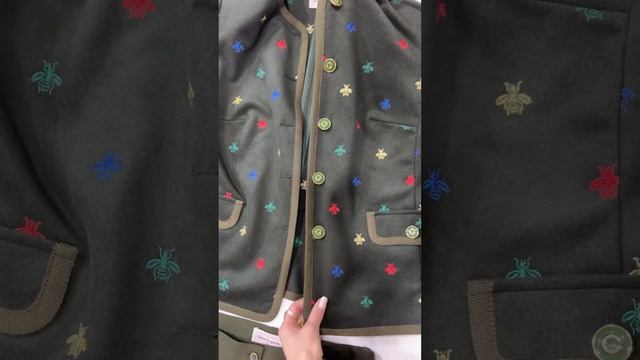 Великолепный образ: жакет из облегченного кашемира и классические брюки смотреть онлайн