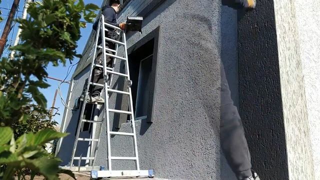 Покраска фасада частного дома