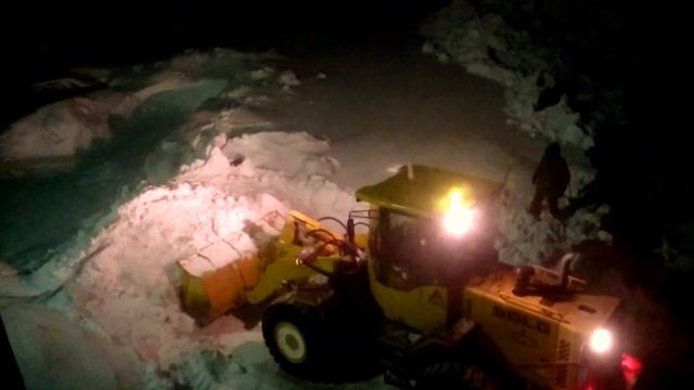 Воркута. 12 февраля 2015 года, 19:26:36. Снег не убирали более трех месяцев