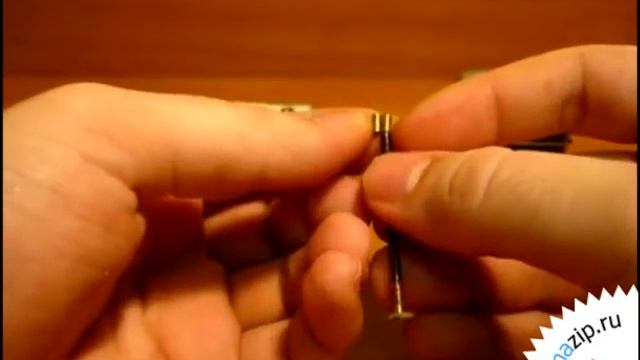 Как заменить кремень в Zippo? смотреть онлайн