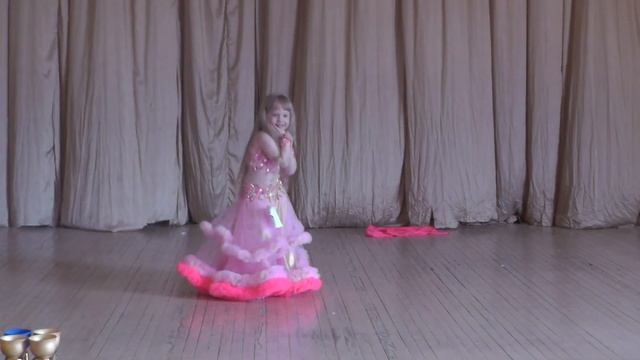 Ермакович Варя Соло классика. European Belly Dance Trophy 2018 смотреть онлайн