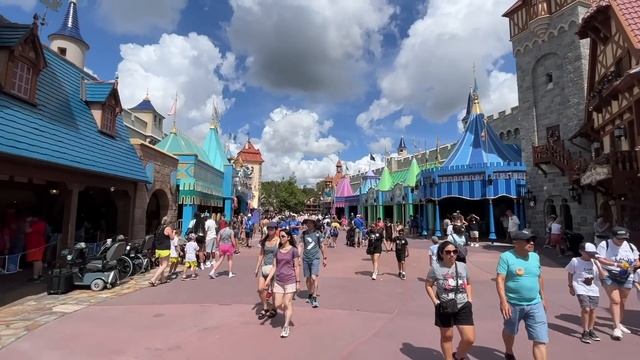 The ULTIMATE Guide to Magic Kingdom in 2023 смотреть онлайн
