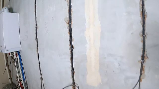 Отделка в две руки / Как мы делаем ремонт квартиры смотреть онлайн