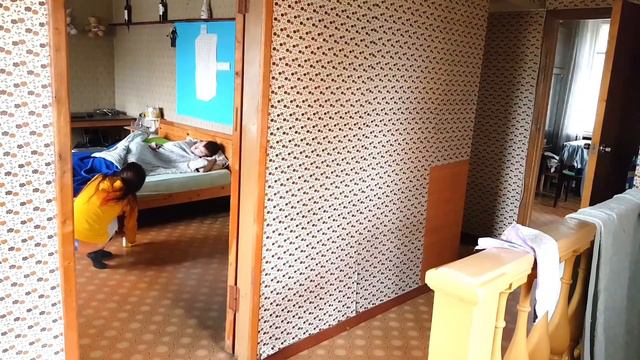 САМЫЙ СКОЛЬЗКИЙ ПОЛ ПРАНК / СМОГ ЛИ ПАРЕНЬ ДОГНАТЬ МЕНЯ / ВЕСЕЛЫЙ ПРАНК НАД ПАРНЕМ / АНАНАСТЕНЬКА смотреть онлайн