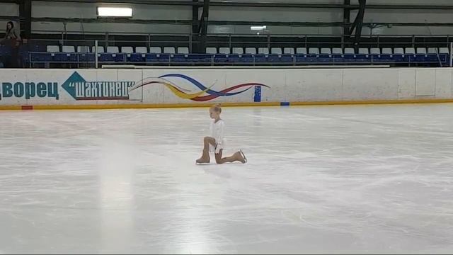 г.Шахты 14.04.19г. Новис. Разминка 2 смотреть онлайн