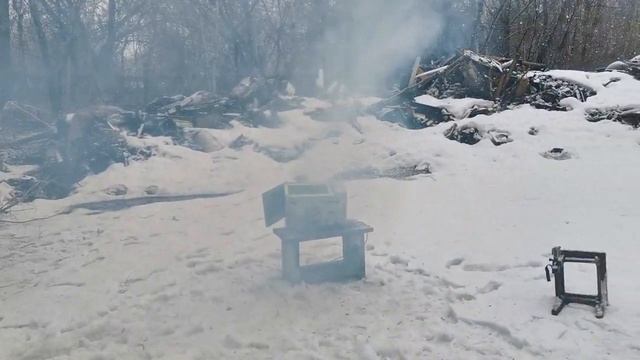 ПЕТАРДА vs МИКРОВОЛНОВКА И МЯГКАЯ ИГРУШКА смотреть онлайн