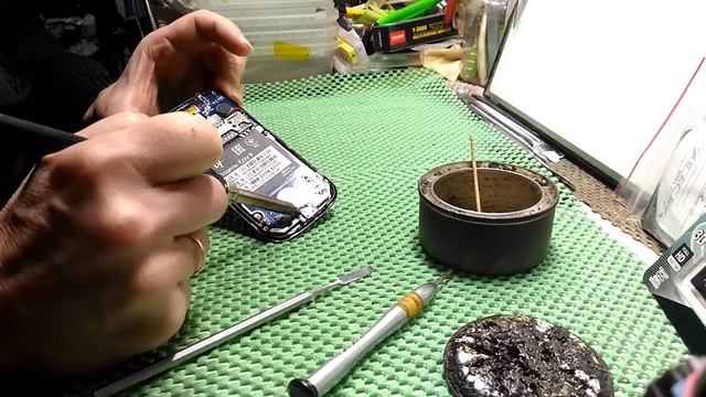 Fly Ezzy 8 замена системного разьема.Весь процесс от А до Я. смотреть онлайн