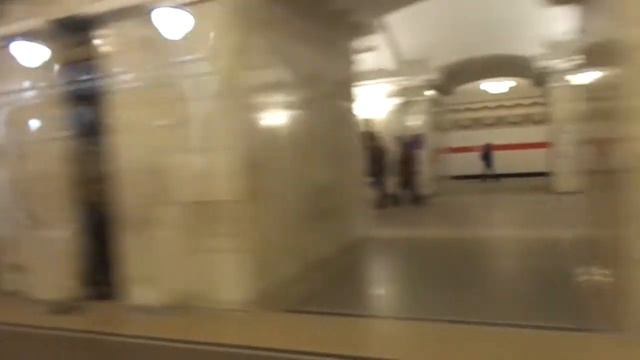 Метропоезд Санкт-Петербурга 8-46: метровагон Ем-501, б. 6893 - 1 линия (17.03.18) смотреть онлайн