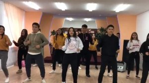 Флешмоб лёгкий танец