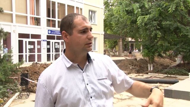 РЕКОНСТРУКЦИЯ СКВЕРА У ПОЛИКЛИНИКИ (11.06.20г.) смотреть онлайн