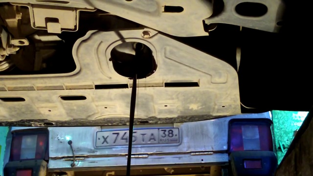 Kia Sportage SL 3-го поколения Замена масла в двигателе смотреть онлайн