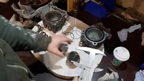 Поршень для maxsym 400 от Yamaha Majesty 400.