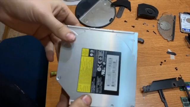 Разбор Mac mini A1347 Mid 2010 Замена DVDRW смотреть онлайн