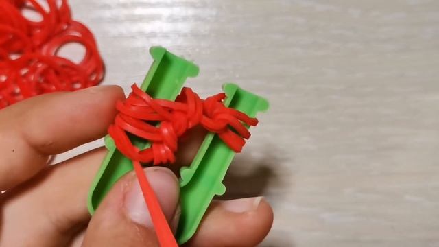сердечко из резинок на рогатке смотреть онлайн