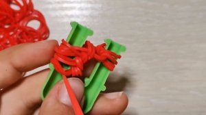 сердечко из резинок на рогатке
