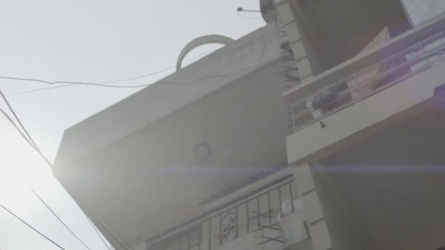 Anamorphic lens test - Hawk 35mm 2x cropped to 17:9 смотреть онлайн
