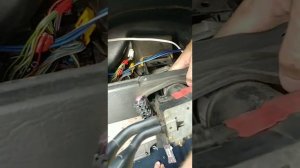 замена замка зажигания на ауди80б4! и какие сюрпризы вас ждут при замене!