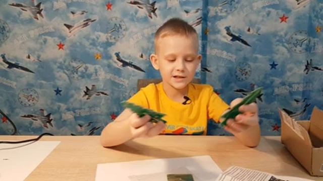 НОВОГОДНЯЯ ЁЛКА - РАДИОКОНСТРУКТОР