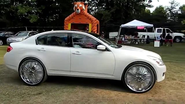 Infiniti Chrysler 300 Grand Marquis and Dodge Dura смотреть онлайн