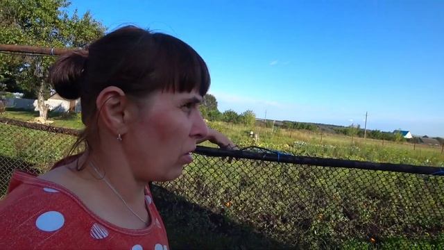 Будет НОВАЯ дверь и красивый потолок Другого КИНА не покажу, а вот КОРОВУ может КУПИМ смотреть онлайн