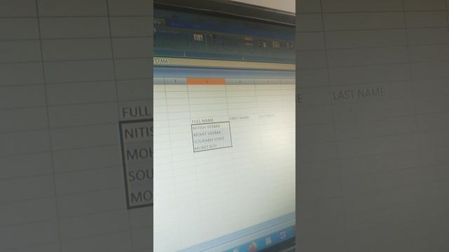 Trick For Flash Fill in Excel 2007 смотреть онлайн
