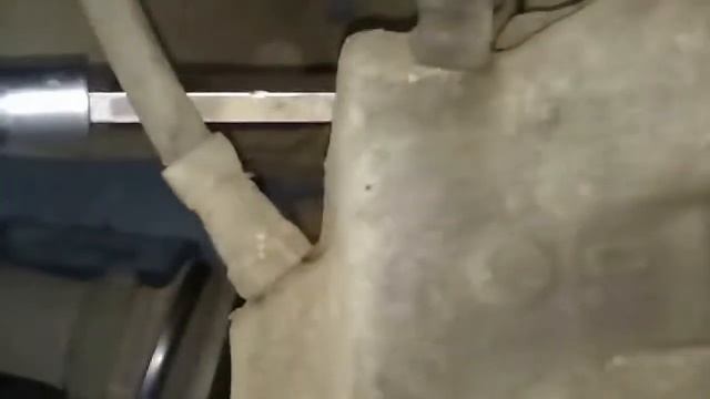 BMW X5 E53 4.4l Замена передних тормозных колодок --- BMW X5 E53 4.4l Front Brake Pad Replacement смотреть онлайн