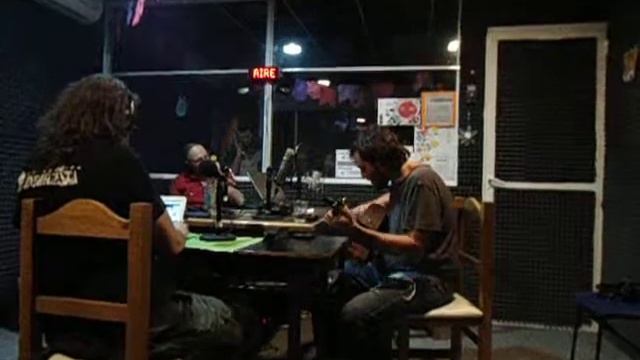 Javi Punga en Radio IndieGesta - Leticia Bredice смотреть онлайн