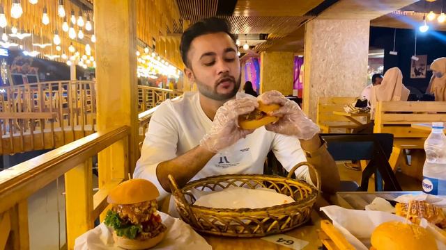 The Best Burger at HAAT Food Court Sylhet | Searching Best Burger in sylhet -Episode 1 | смотреть онлайн