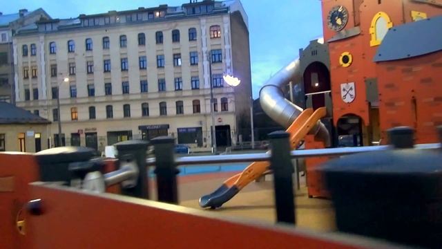 Парк развлечений Развлекательный центр Детская площадка Большая горка для детей Скейт парк смотреть онлайн