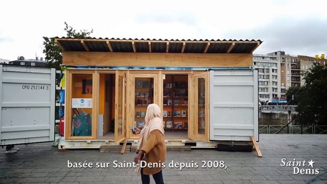 DEALER DE LIVRES sur la Place de la Gare de Saint-Denis смотреть онлайн
