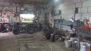 Маленький тяни толкай трактор