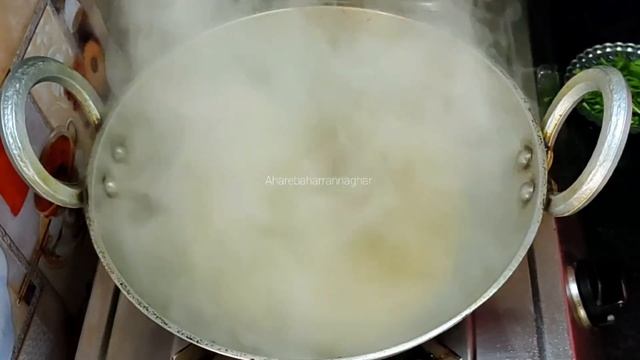পুরনো দিনের একটি বেগুনের নিরামিষ রান্নার রেসিপি।Bengali begun bahar recipe niramish смотреть онлайн