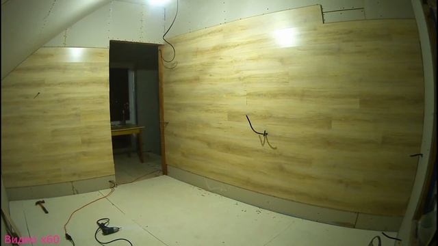День 56 год 4 часть 2. Ламинат на стенах 2 смотреть онлайн
