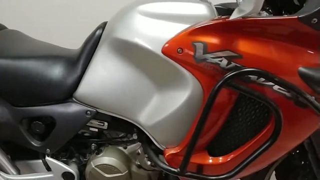 HONDA XL 1000V VARADERO (9137) смотреть онлайн