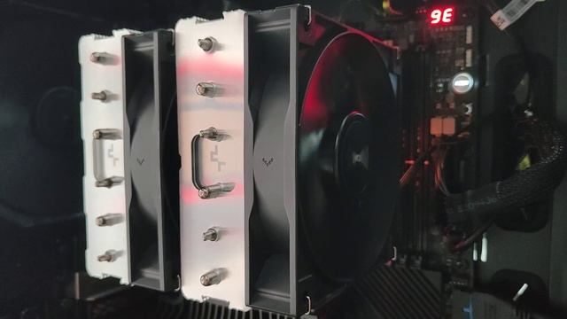 Работа вентиляторов кулера DEEPCOOL GAMMAXX AG620 со скоростью 1036 rpm смотреть онлайн