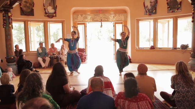 Oddissi Dance offered at the Inaguartion Celebration of the Neem Karoli Baba Hanuman Mandir 2019 смотреть онлайн