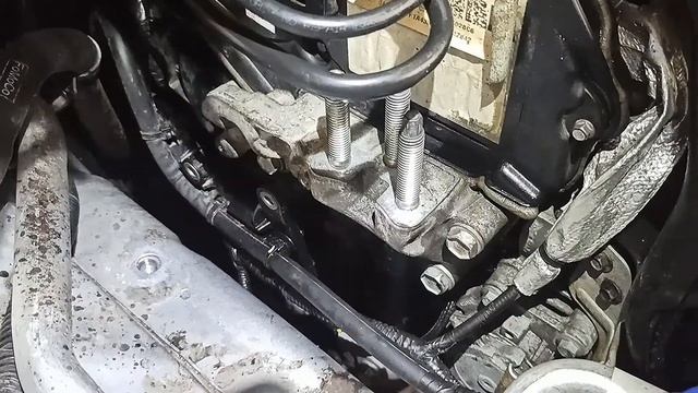 Ford Tourneo Connect 1.6 tdci замена ремня ГРМ смотреть онлайн