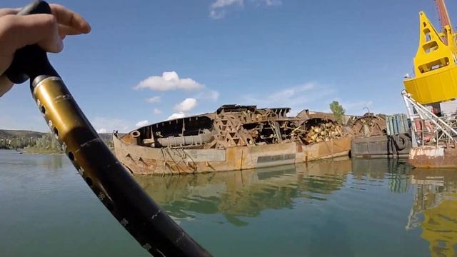 БПК "Керчь" на утилизации в Инкермане. Прогулка вдоль борта. Подлодка Б-380 смотреть онлайн