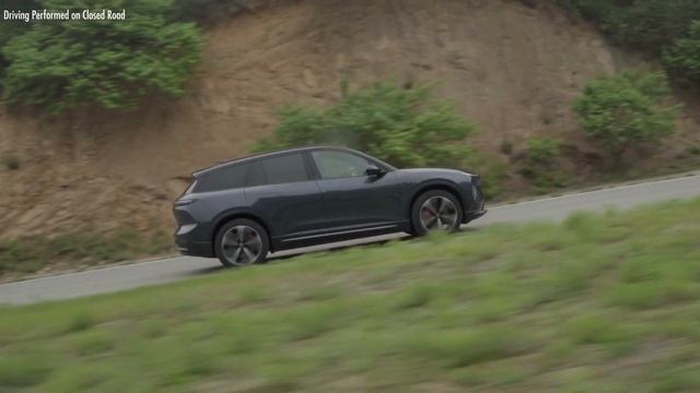 NIO’s Entry-Level SUV leaves competition in the DUST смотреть онлайн