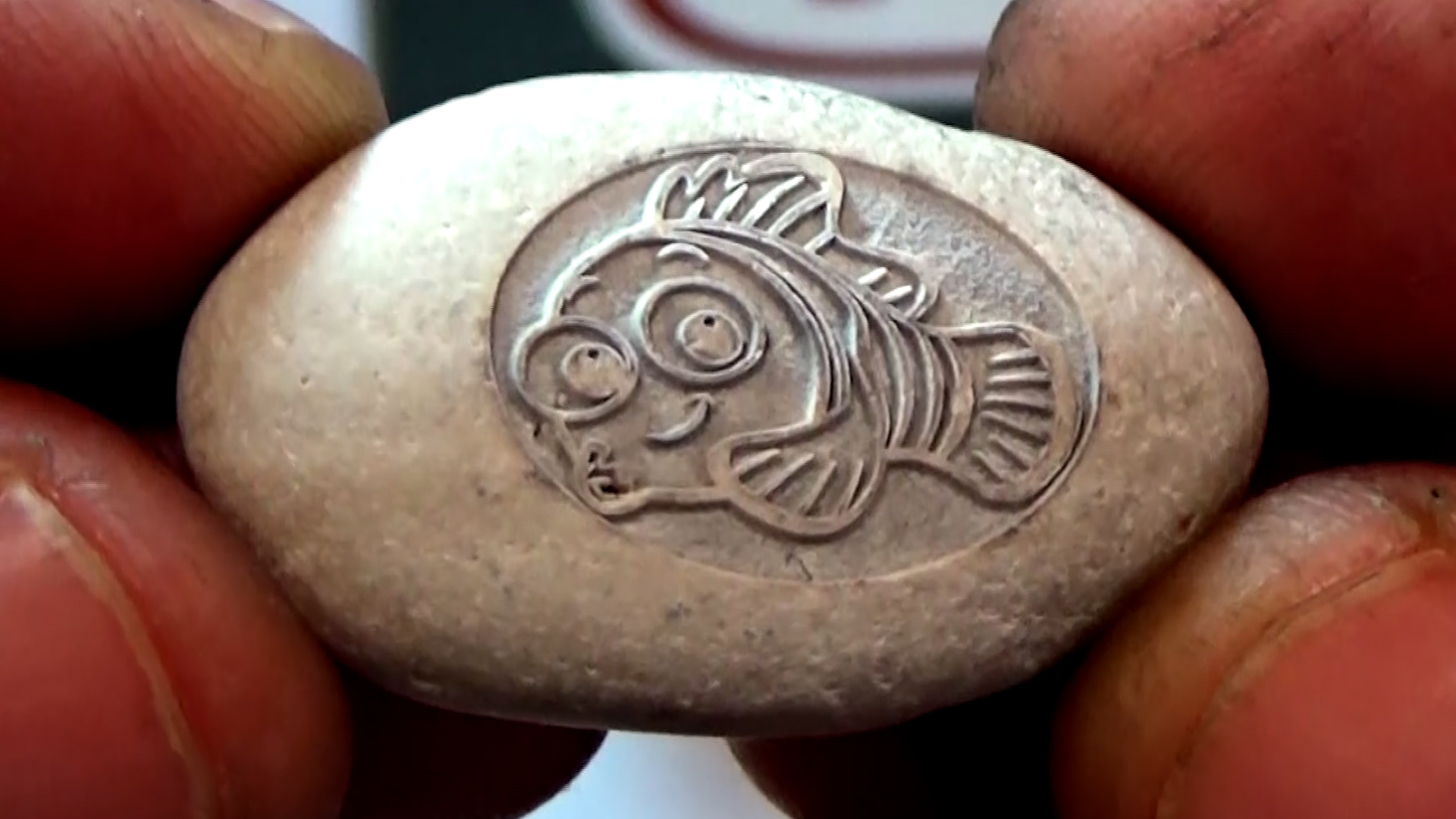 Лазерная гравировка камня Бизнес идея резьба по камню лазерным гравером смотреть онлайн