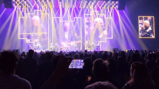 Genesis Konzert 07.03.2022 Berlin Mercedes-Benz Arena. смотреть онлайн