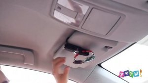 Крепление для очков в автомобиль