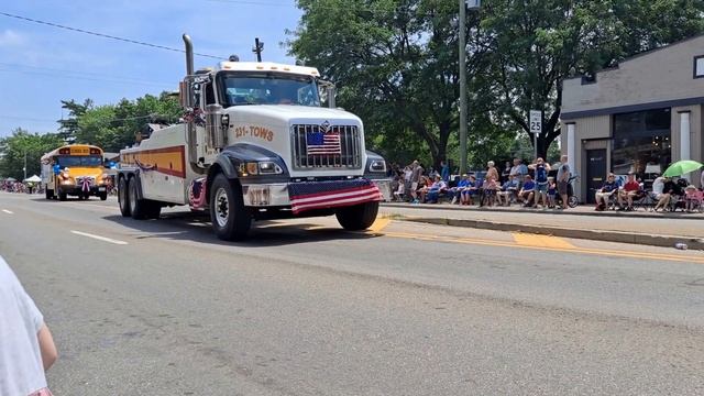 день независимости в маленьком городке США смотреть онлайн